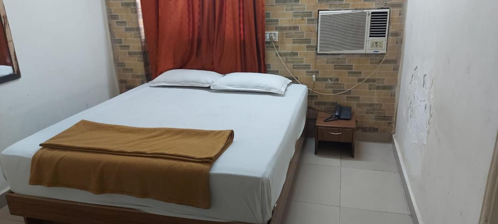 Glitz Hotels Sai Guest House - Nr Inorbit Mall Vashi Navi Mumbai Extérieur photo