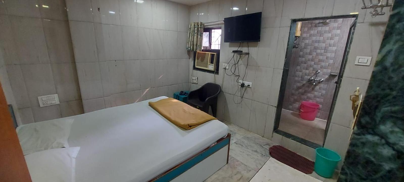 Glitz Hotels Sai Guest House - Nr Inorbit Mall Vashi Navi Mumbai Extérieur photo