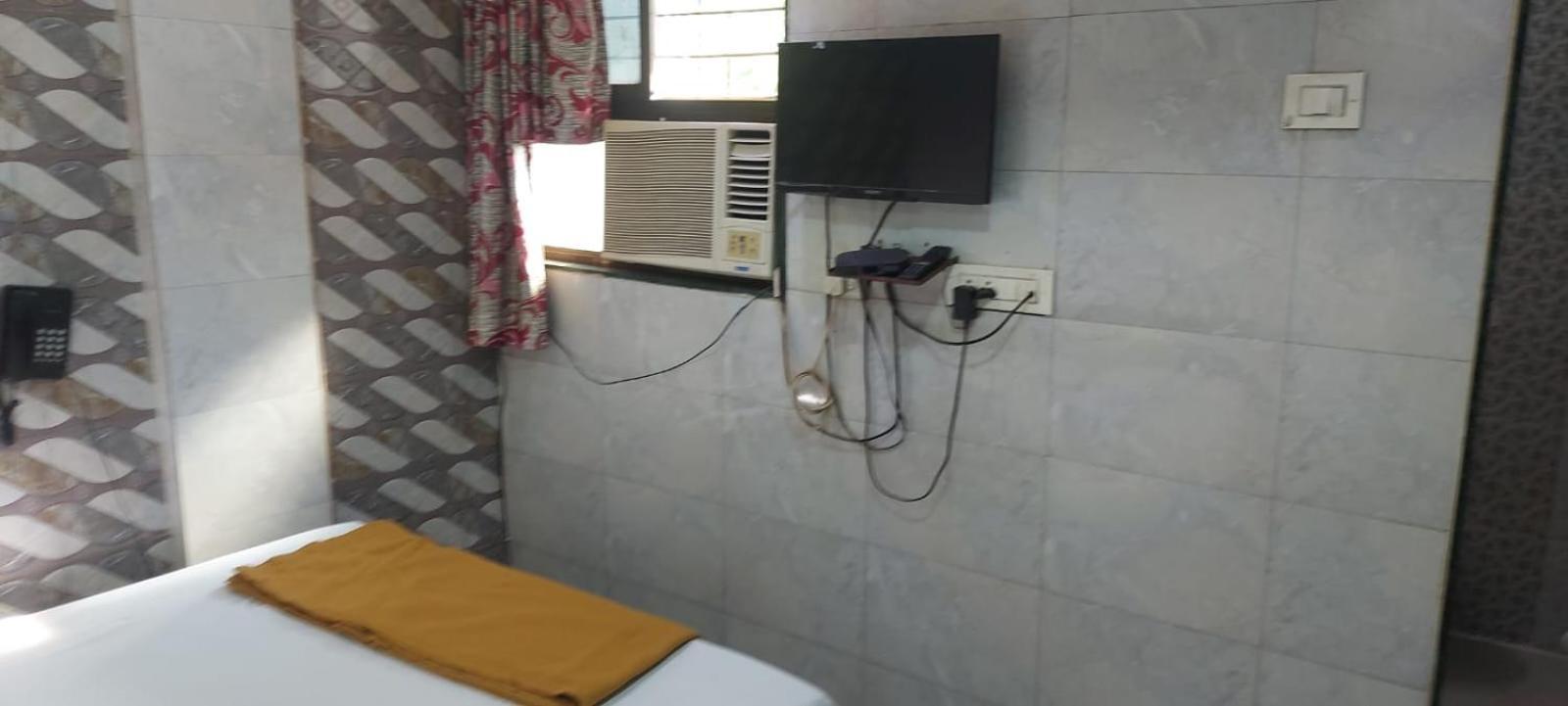 Glitz Hotels Sai Guest House - Nr Inorbit Mall Vashi Navi Mumbai Extérieur photo